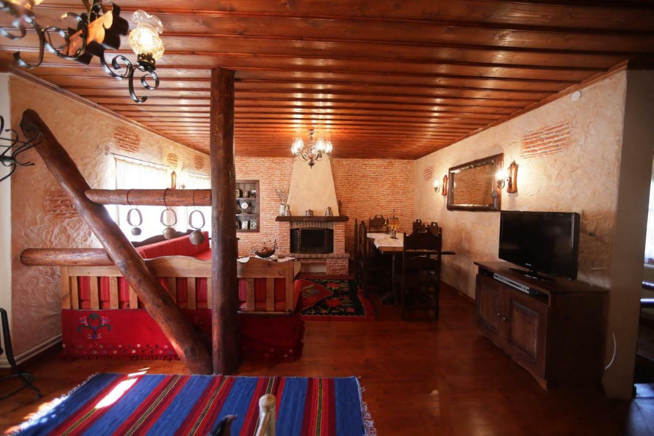 Dora'S House At Agios Germanos Prespes Pension Buitenkant foto