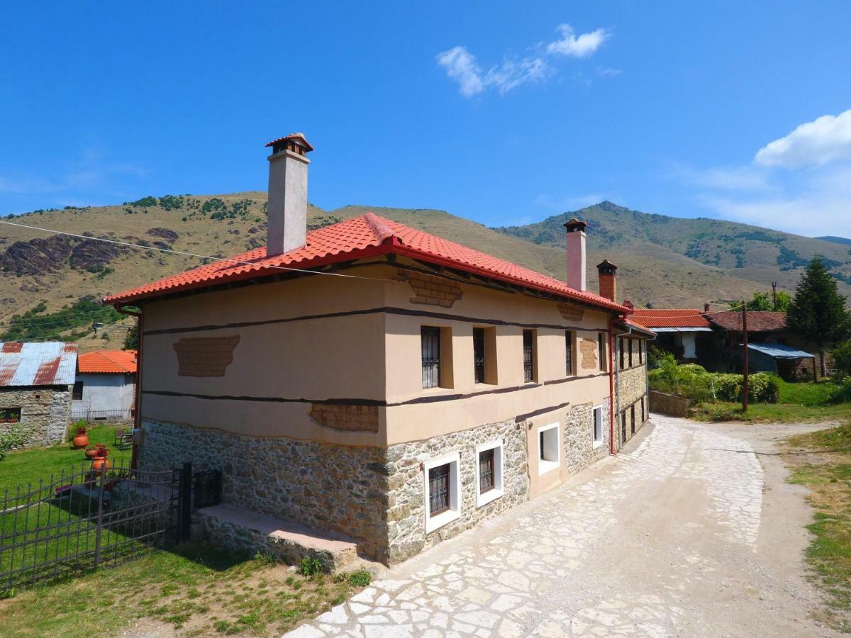 Dora'S House At Agios Germanos Prespes Pension Buitenkant foto