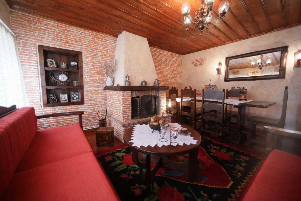 Dora'S House At Agios Germanos Prespes Pension Buitenkant foto