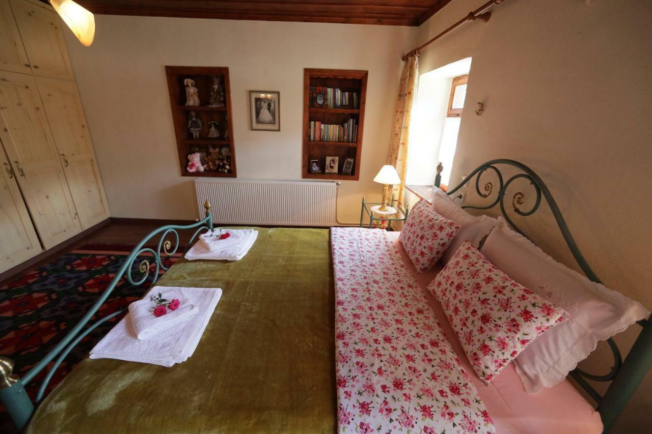 Dora'S House At Agios Germanos Prespes Pension Buitenkant foto